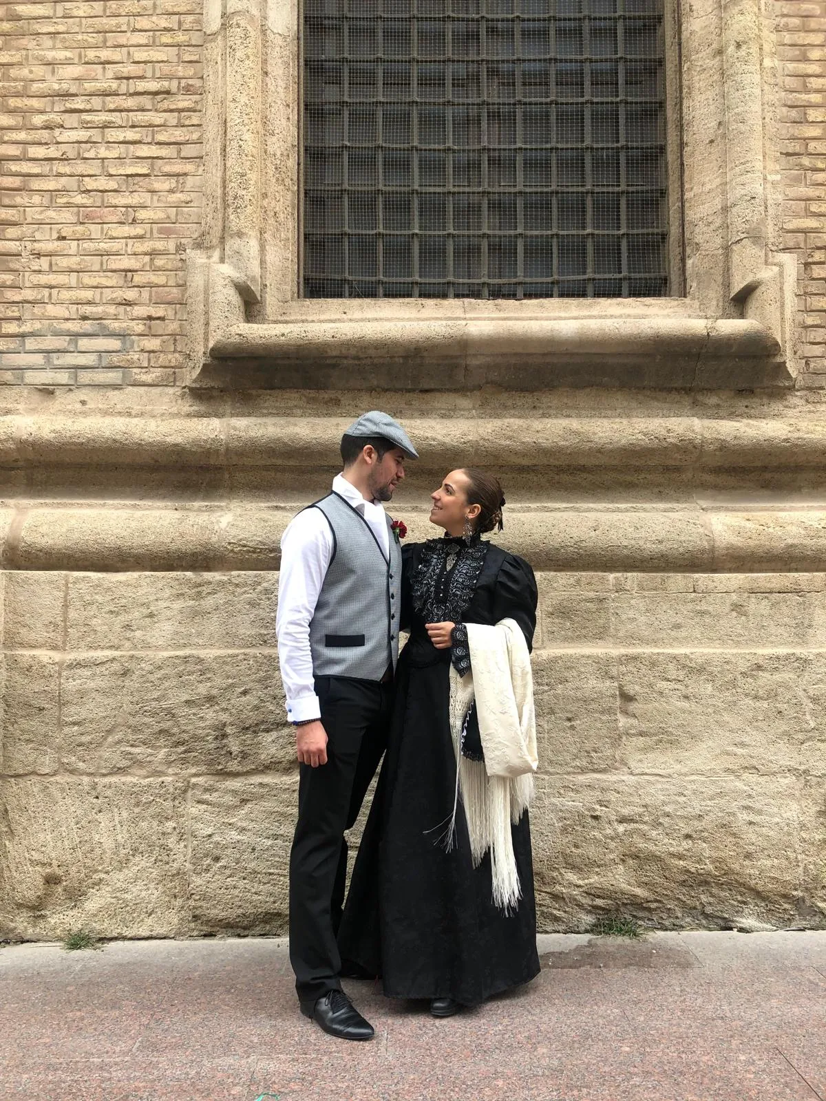 María y Adrián en las fiestas del Pilar